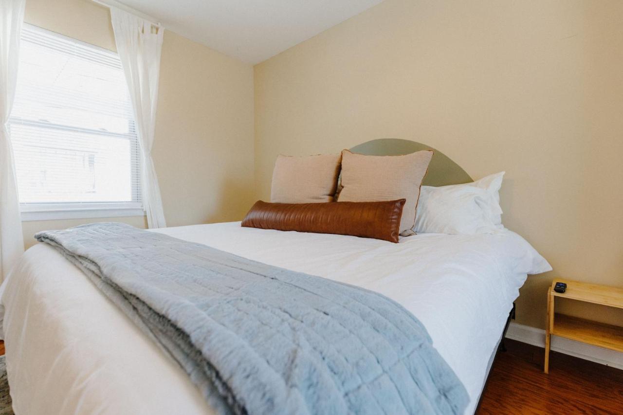 Centrally Located 3Br Overton Square Fast Wifi Free Parking Yes Pets Memphis Exterior photo